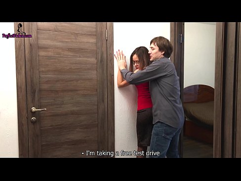 ❤️ Agentul imobiliar sexy își masturbează senzual păsărica și o fute în timp ce își vinde apartamentul - Krempai ❤️❌  at ro.hochu-sex-tomsk.ru ❌️